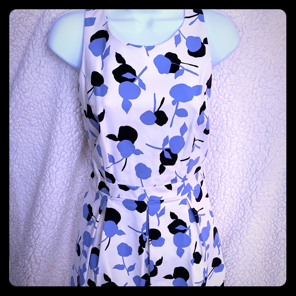 Super cute, A-line dress, worn once!